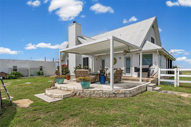 1283 Rattlesnake TRL, Burnet, TX 78611