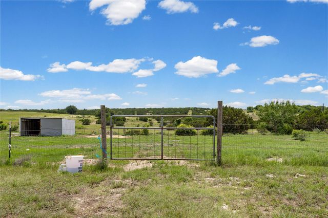 1283 Rattlesnake TRL, Burnet, TX 78611