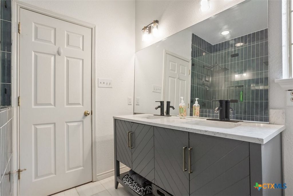 Image 19 of property listing at 1501 Port Drive, Harker Heights, TX 76548