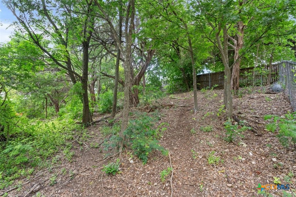 Image 41 of property listing at 1501 Port Drive, Harker Heights, TX 76548