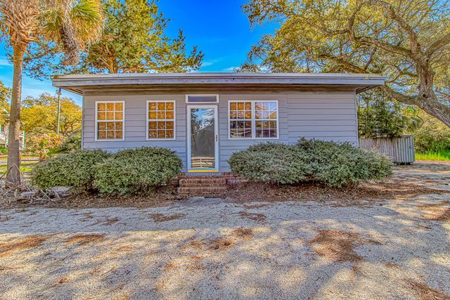3534 Jordan Landing Rd., Murrells Inlet, SC 29576