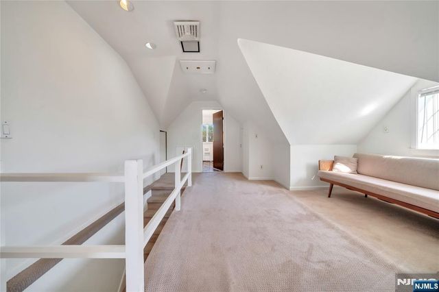 431 Van Renssalaer Court, Ridgefield, NJ 07657