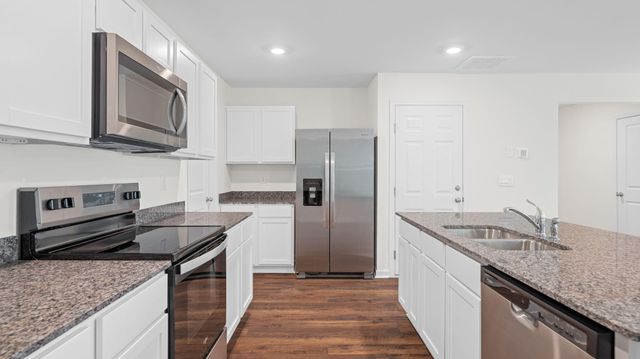 271 Quarter Street, Rossville, GA 30741
