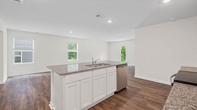 271 Quarter Street, Rossville, GA 30741