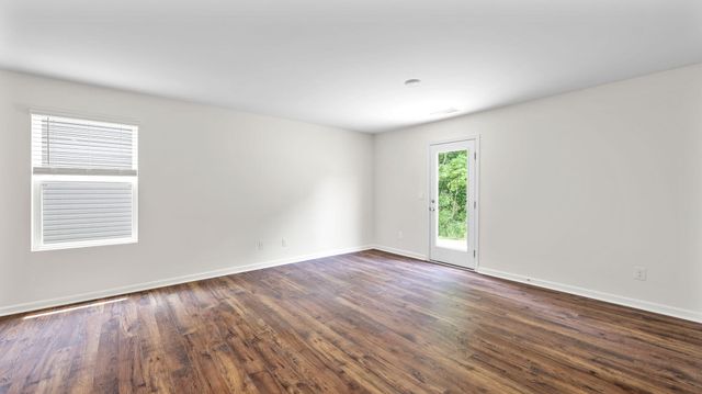 271 Quarter Street, Rossville, GA 30741