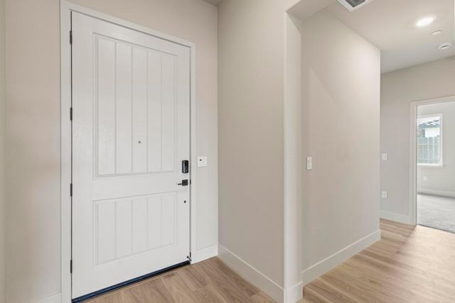 1898 Kenneth Way, Yuba City, CA 95993