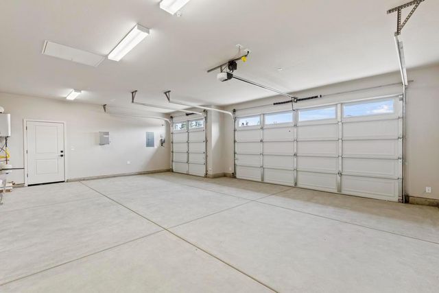 1898 Kenneth Way, Yuba City, CA 95993