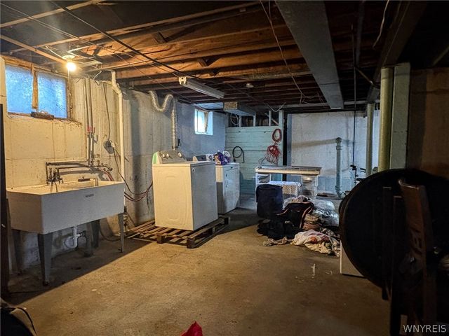 2163 North Avenue, Niagara Falls, NY 14305