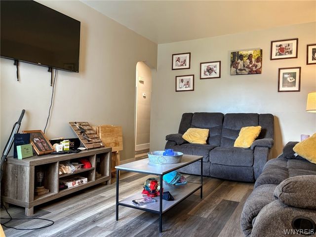 2163 North Avenue, Niagara Falls, NY 14305