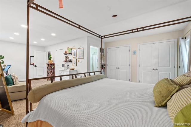 35259 Hatherly Place, Sterling Heights, MI 48310