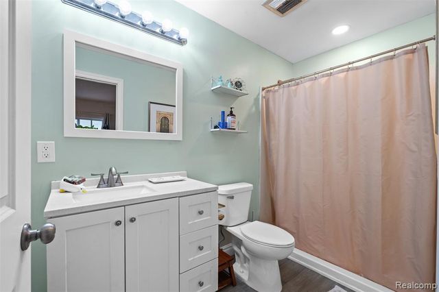 35259 Hatherly Place, Sterling Heights, MI 48310