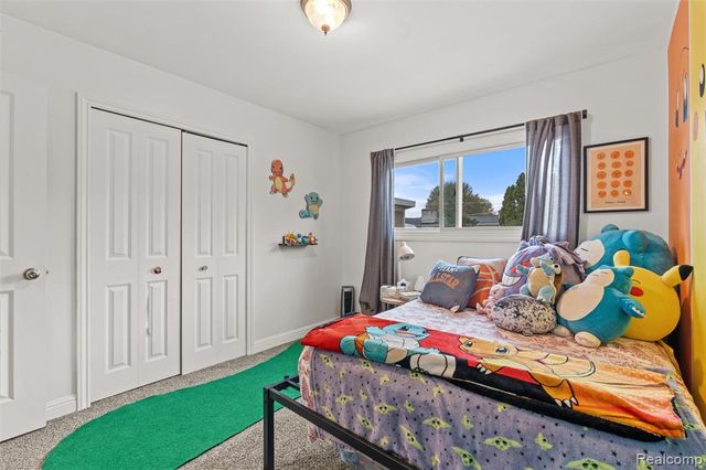 35259 Hatherly Place, Sterling Heights, MI 48310