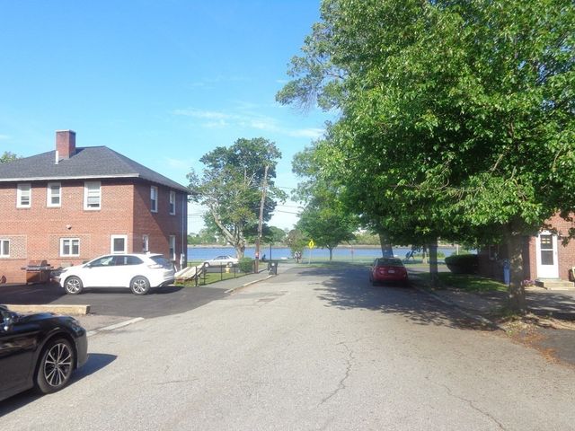 5 Hayward St 5, Salem, MA 01970