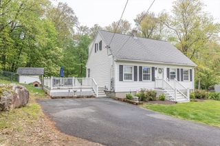 212 Rockrimmon St., Belchertown, MA 01007