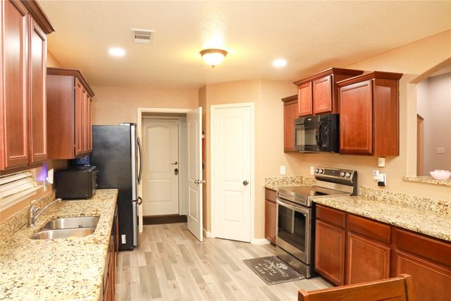 1427 Englemann Drive, Princeton, TX 75407