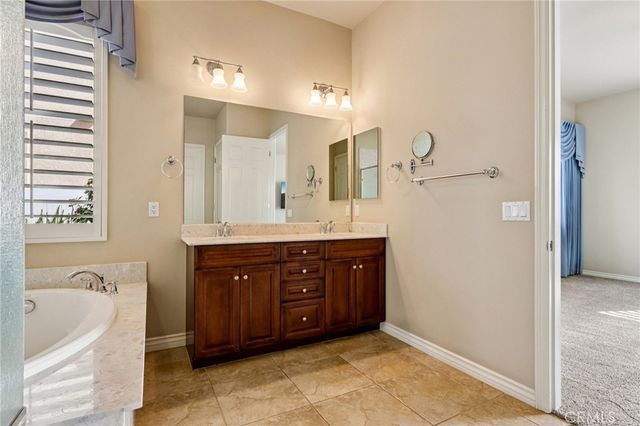 5587 Paseo Famosa, Hemet, CA 92545