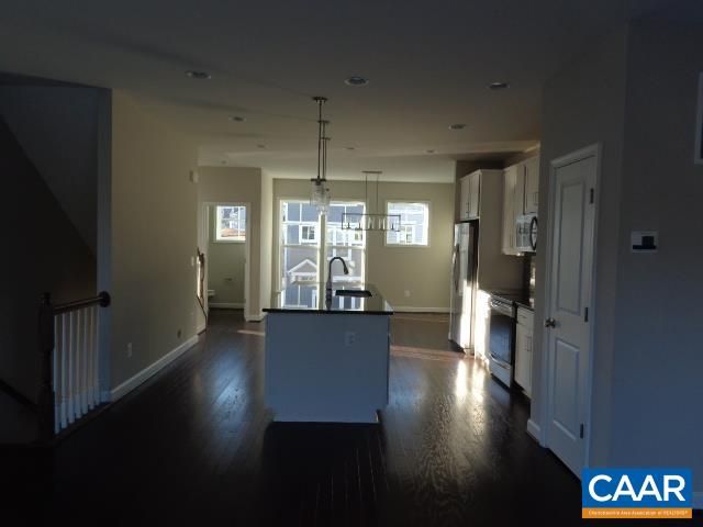 3435 MONTEREY DR, Harrisonburg, VA 22801