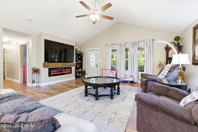 112 Nita Dr, Bardstown, KY 40004