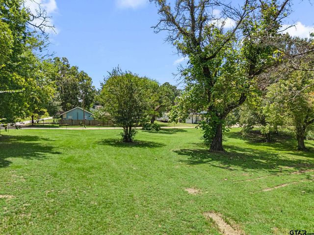 14381 Boles St, Brownsboro, TX 75756