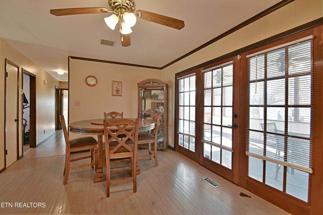 729 Owl Hollow Rd, Knoxville, TN 37923