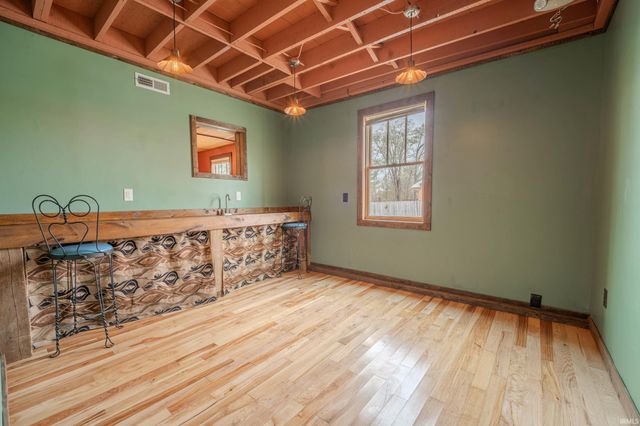 8605 W ST RD 26, Rossville, IN 46065