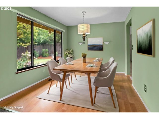 7245 Sw LESLIE St, Portland, OR 97223