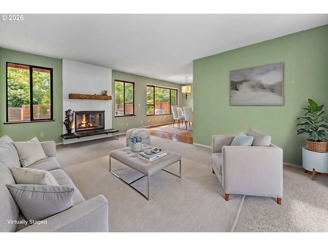 7245 Sw LESLIE St, Portland, OR 97223