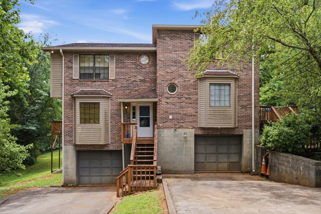 619 Abbott Ln, Knoxville, TN 37923