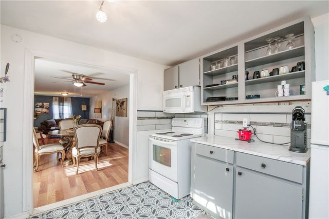 341 Oleander Ave, Corpus Christi, TX 78404