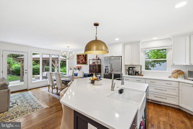 11214 DEWEY RD, Kensington, MD 20895