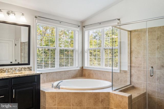 42826 EDGEGROVE HEIGHTS TER, Ashburn, VA 20148