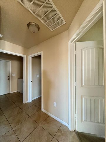 2011 Langdale LN, Austin, TX 78754