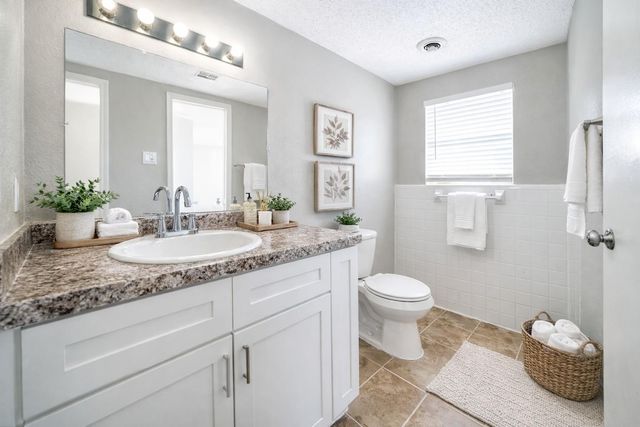 8100 Leonora Street L5, Houston, TX 77061