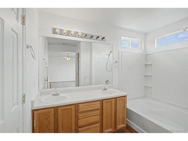 7455 S Norfolk Way, Aurora, CO 80016