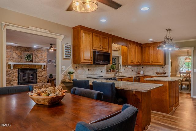 5301 Sky Lane Drive, Durham, NC 27704