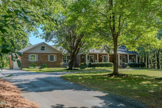 5301 Sky Lane Drive, Durham, NC 27704