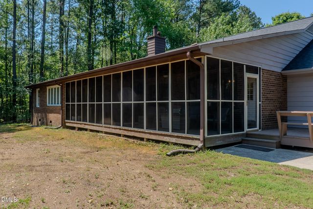5301 Sky Lane Drive, Durham, NC 27704