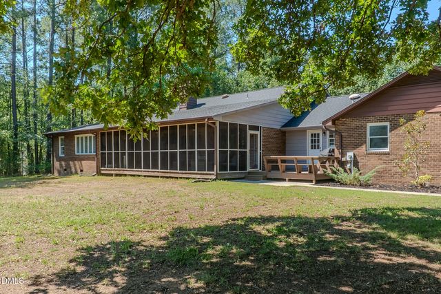 5301 Sky Lane Drive, Durham, NC 27704