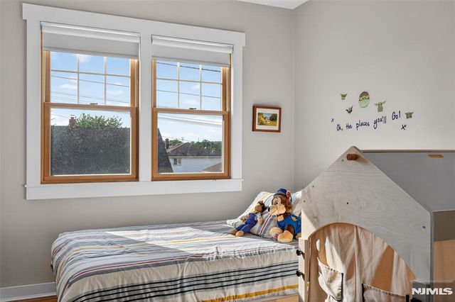8 West Street, North Arlington, NJ 07031
