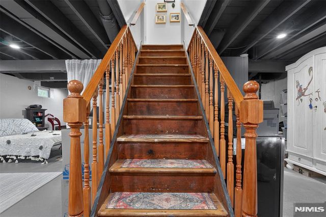 8 West Street, North Arlington, NJ 07031
