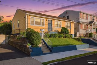 8 West Street, North Arlington, NJ 07031
