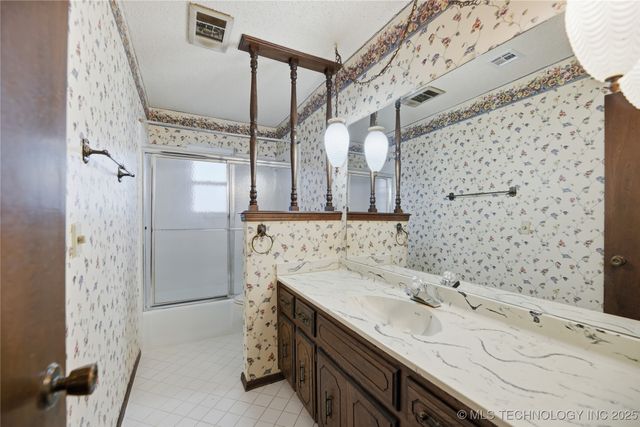 1210 Parkland Avenue, Claremore, OK 74017