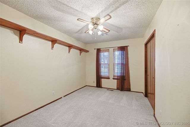 1210 Parkland Avenue, Claremore, OK 74017