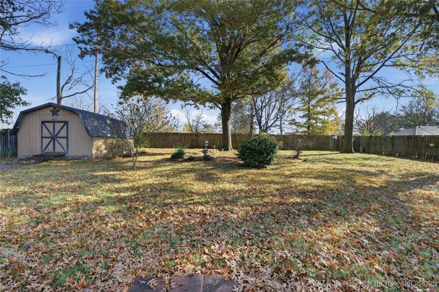 1210 Parkland Avenue, Claremore, OK 74017