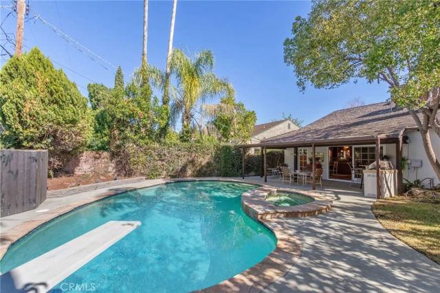 6127 Laurelgrove, Valley Glen, CA 91606