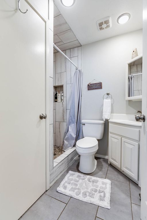 Image 26 of property listing at 2330 Fisherman's Road, San Angelo, TX 76904