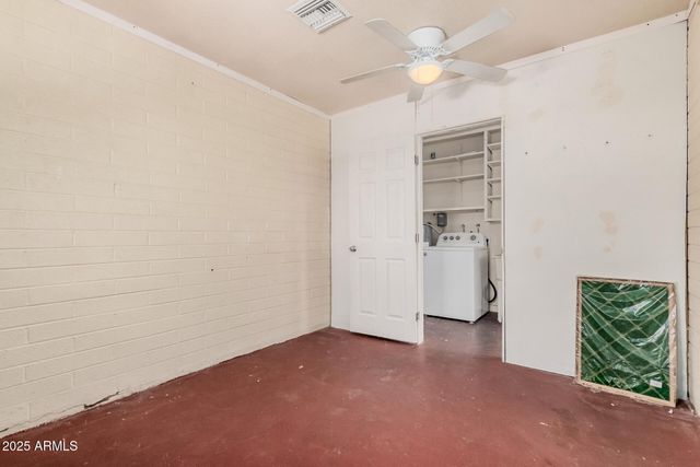 5533 E DECATUR Street, Mesa, AZ 85205