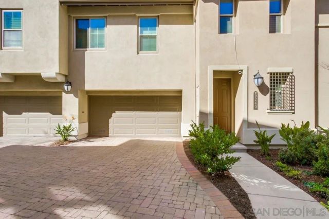9240 Piantino Way, San Diego, CA 92108