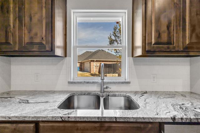 2507 Christine Drive, Granbury, TX 76048