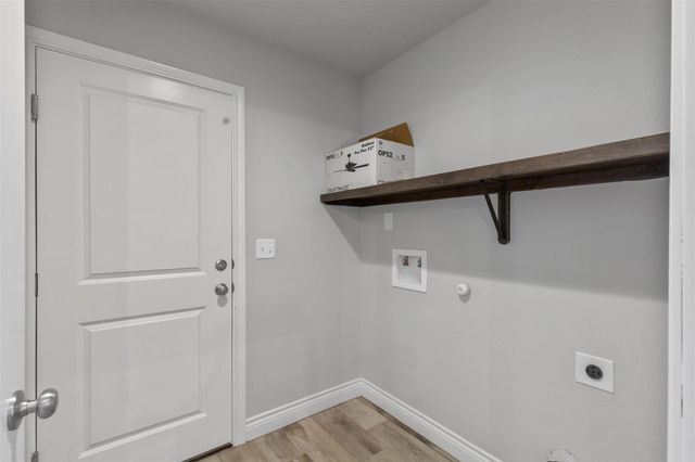 2507 Christine Drive, Granbury, TX 76048